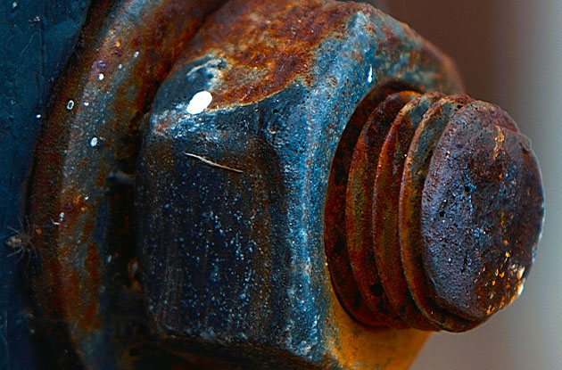 SS316 Bolts, HDG or Zinc Flake? Corrosion Guide