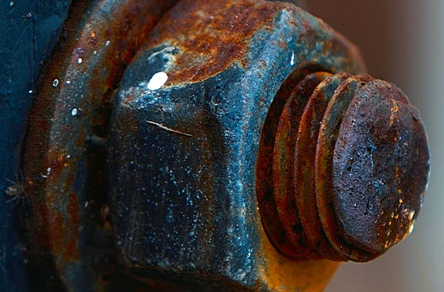 "Corrosion resistant industrial fasteners SS316 HDG zinc flake comparison"